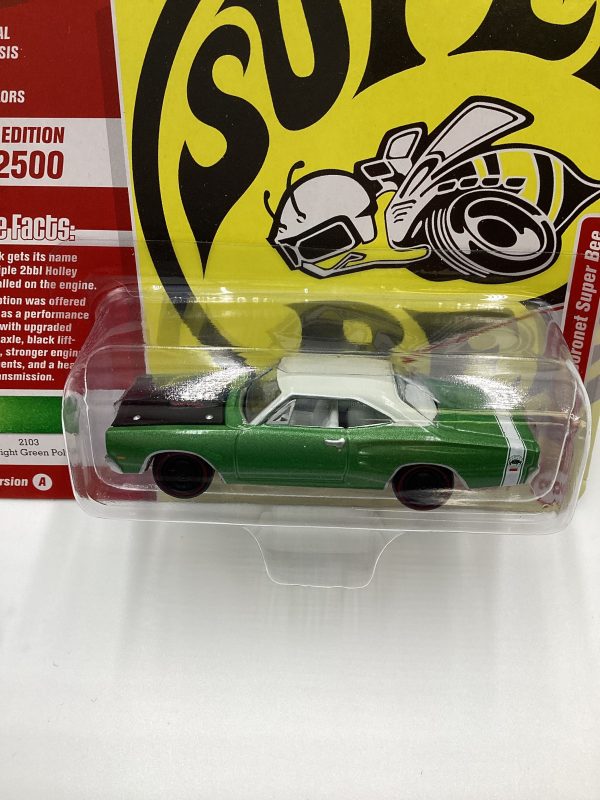 Johnny Lightning Muscle Cars USA Release 1 Version A 1969 1 2 Dodge Coronet Super Bee Green 229F Discount