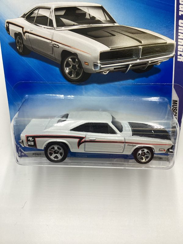 2009 Hot Wheels #081 69 Dodge Charger Kmart Exclusive 239C Discount