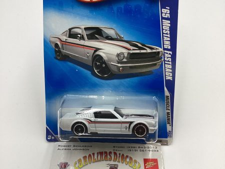 2009 Hot Wheels #085 65 Ford Mustang Fastback White 25G Fashion