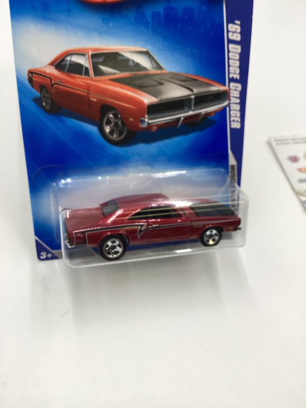 2009 Hot Wheels #081 69 Dodge Charger Red 59E Fashion