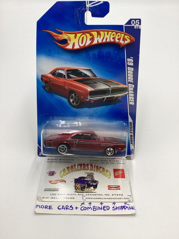 2009 Hot Wheels #081 69 Dodge Charger Red 59E Fashion