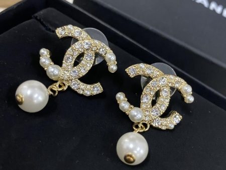 CHANEL CRYSTAL PEARL DROP EARRINGS Sale