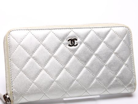 Chanel CC Quilted Zip Around Wallet Discount