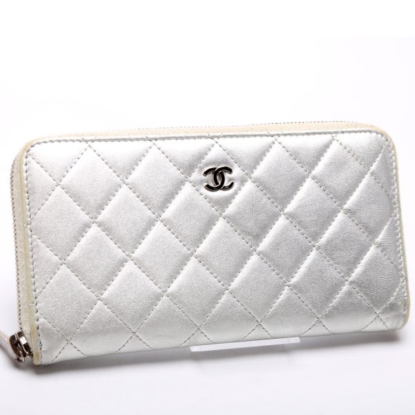 Chanel CC Quilted Zip Around Wallet Discount