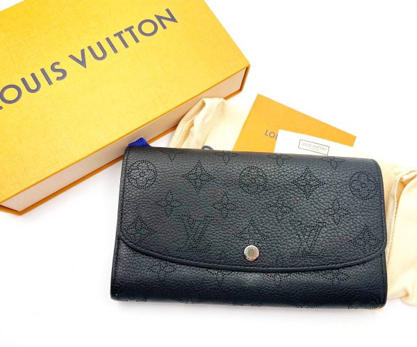 Louis Vuitton Black Iris Mahina Leather Long Wallet Fashion